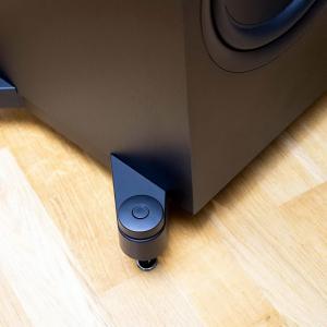 Изображение продукта KEF Q550 WALNUT пара — напольная акустическая система - 3